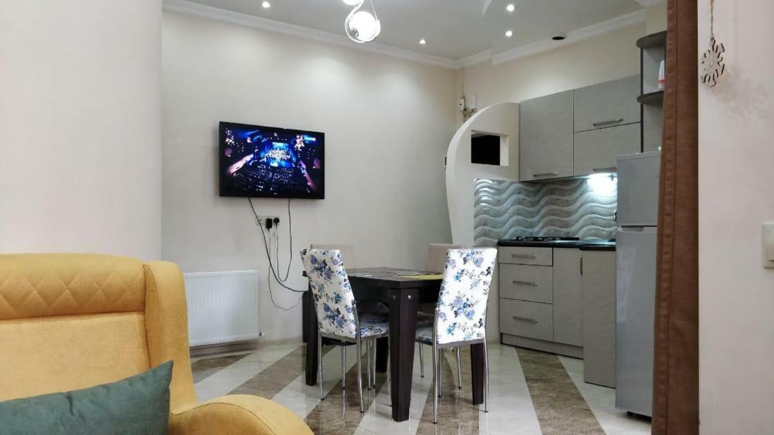 Apartment Face Батуми Экстерьер фото